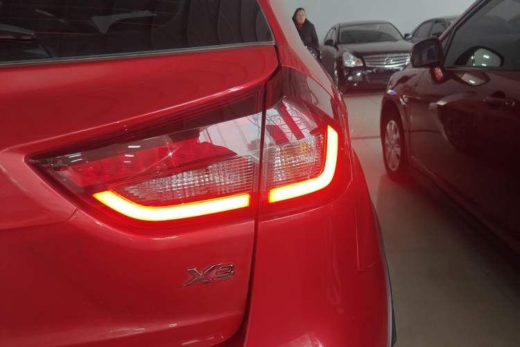 Used Geely Auto Vision X3 2020 1.5L Manual Luxury Edition Right Rear Taillight