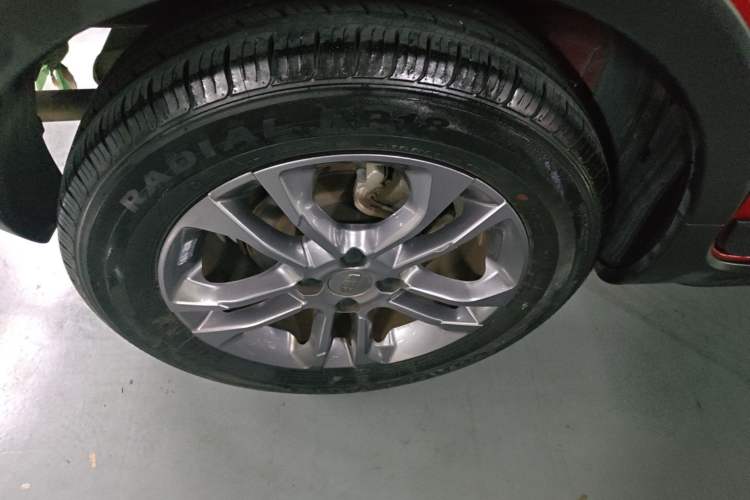 Used Geely Auto Vision X3 2020 1.5L CVT Luxury Model Right Rear Wheel Hub