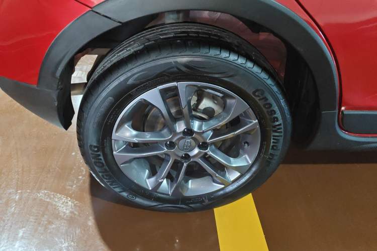 Used Geely Auto Vision X3 2020 1.5L Manual Elite Edition Right Rear Wheel Hub