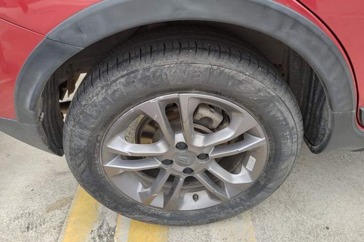 Used Geely Auto Vision X3 2020 1.5L CVT Elite Edition Right Rear Wheel Hub