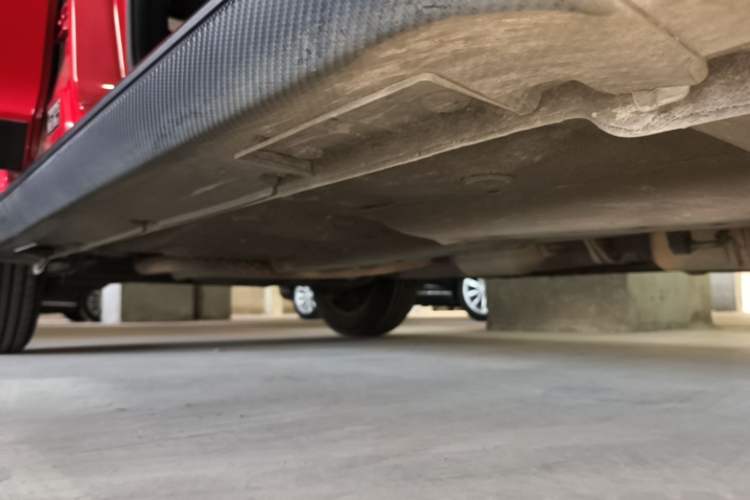 Used Geely Auto Vision X3 2020 1.5L CVT Luxury Model Right Side Sill