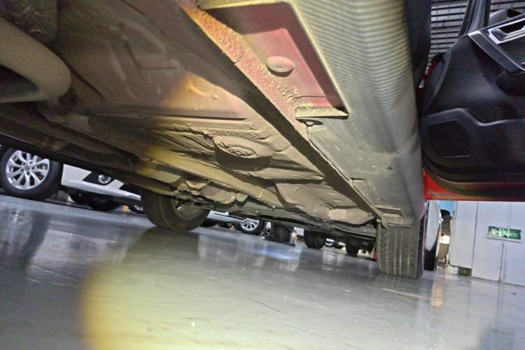 Used Geely Auto Vision X3 2020 1.5L CVT Luxury Model Right Side Sill