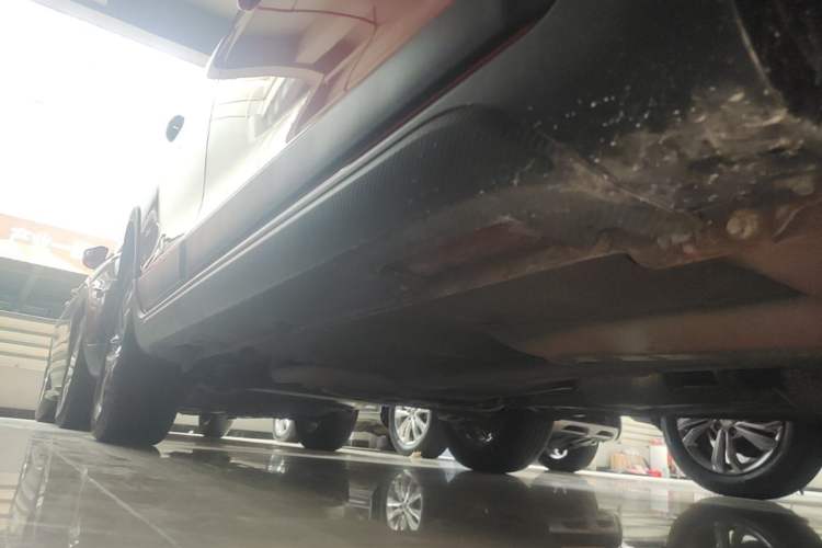 Used Geely Auto Vision X3 2020 1.5L CVT Luxury Model Right Side Sill