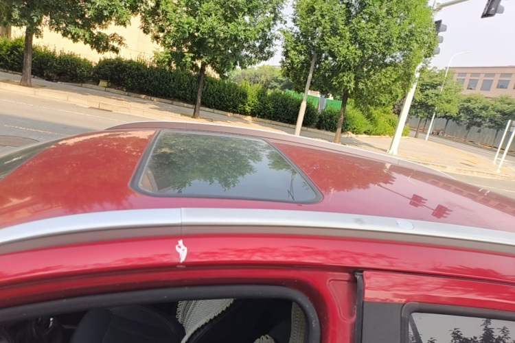 Used Geely Auto Vision X3 2020 1.5L CVT Luxury Model Roof