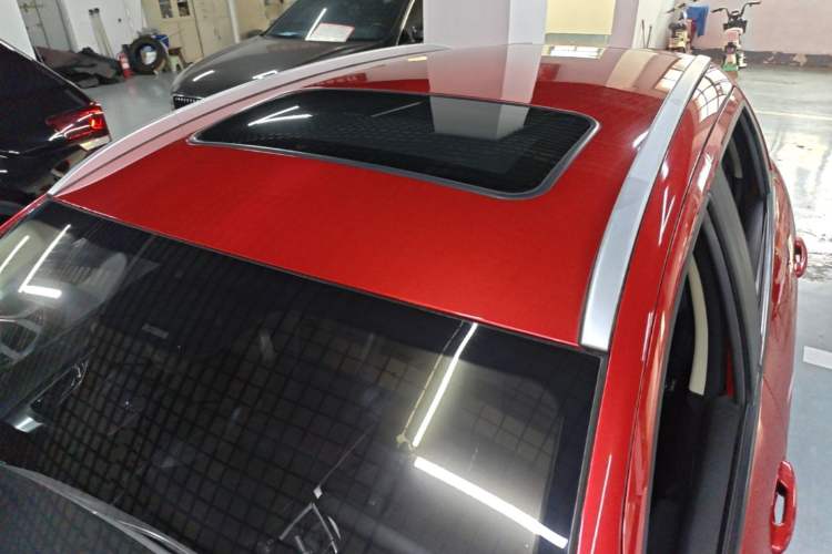 Used Geely Auto Vision X3 2020 1.5L CVT Luxury Model Roof