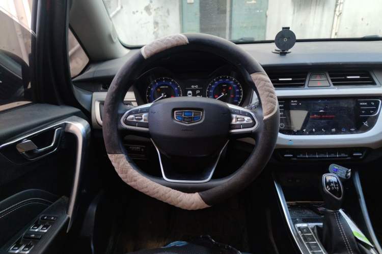 Used Geely Auto Vision X3 2020 1.5L CVT Luxury Model Steering Wheel