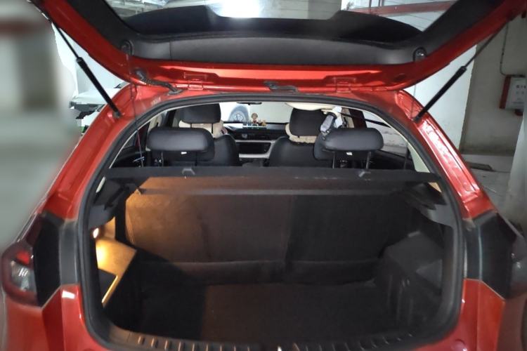 Used Geely Auto Vision X3 2020 1.5L CVT Elite Edition Trunk