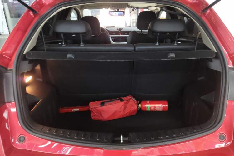 Used Geely Auto Vision X3 2020 1.5L CVT Elite Edition Trunk