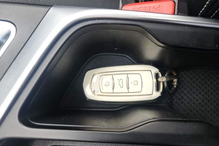 Used Geely Auto Vision X3 2020 1.5L CVT Luxury Model Vehicle Key