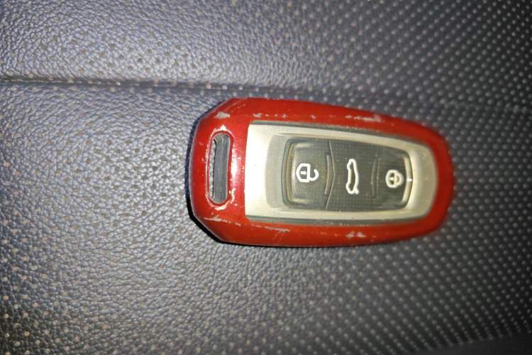 Used Geely Auto Vision X3 2020 1.5L CVT Elite Edition Vehicle Key