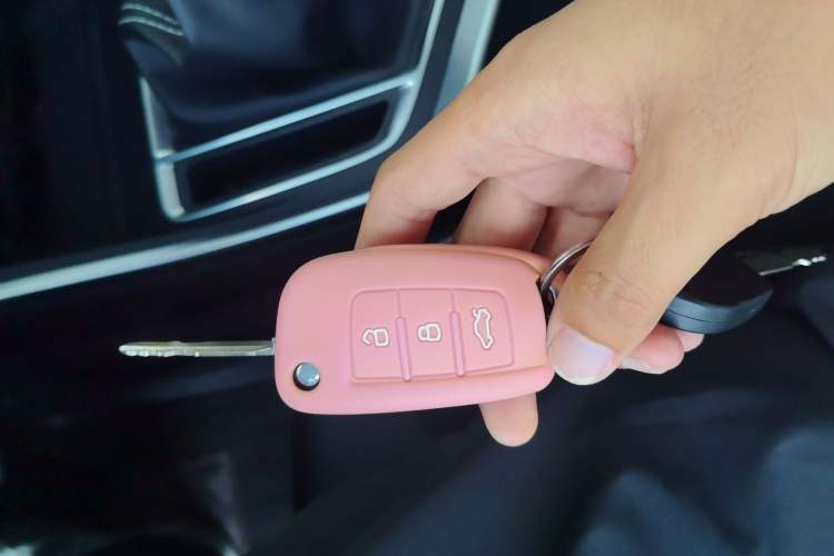 Used Geely Auto Vision X3 2020 1.5L Manual Elite Edition Vehicle Key