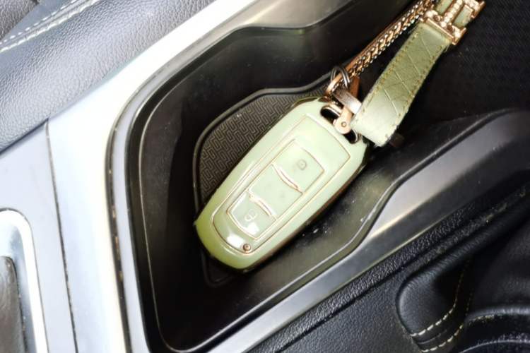 Used Geely Auto Vision X3 2020 1.5L CVT Luxury Model Vehicle Key