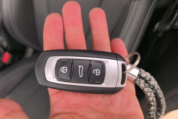 Used Geely Auto Vision X3 2020 1.5L CVT Luxury Model Vehicle Key