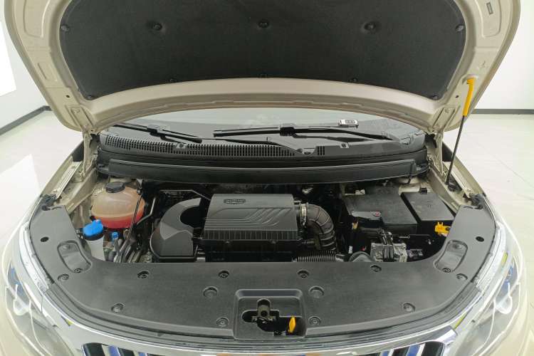 Used Geely Auto Vision X3 2020 1.5L CVT Luxury Model Engine Bay