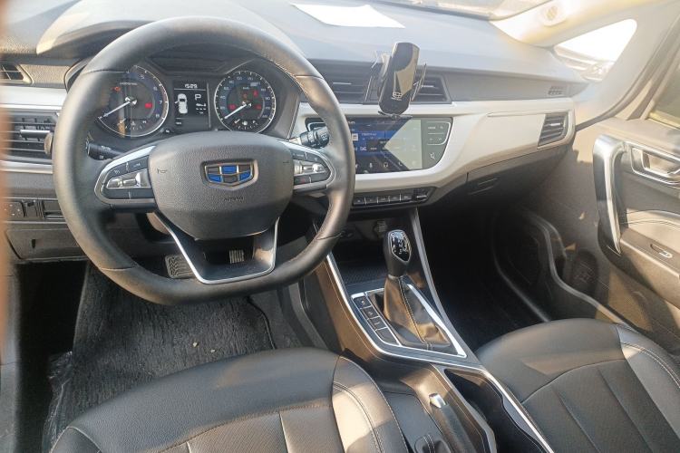Used Geely Auto Vision X3 2020 1.5L CVT Luxury Model Interior 3
