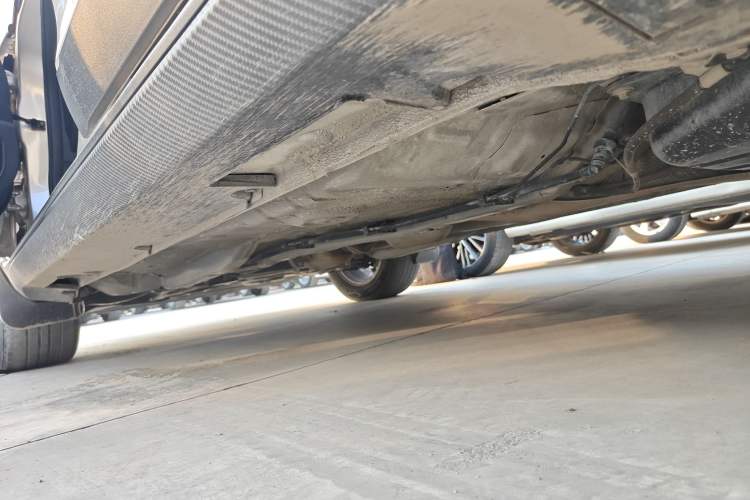 Used Geely Auto Vision X3 2020 1.5L CVT Luxury Model Left Side Sill