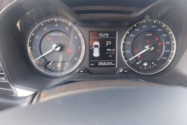 Used Geely Auto Vision X3 2020 1.5L CVT Luxury Model Odometer Close Up