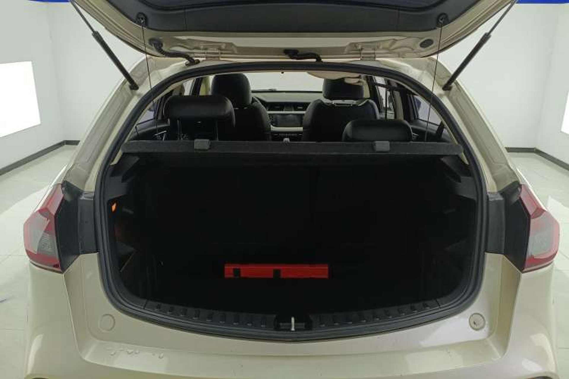 Used Geely Auto Vision X3 2020 1.5L CVT Luxury Model Trunk