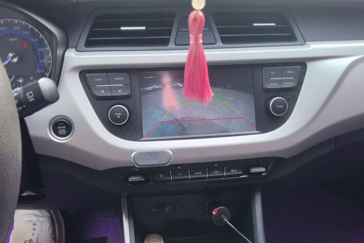 Used Geely Auto Vision X3 2020 1.5L CVT Elite Edition Audio And AC Panel