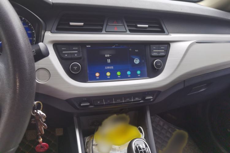 Used Geely Auto Vision X3 2020 1.5L Manual Elite Edition Audio And AC Panel