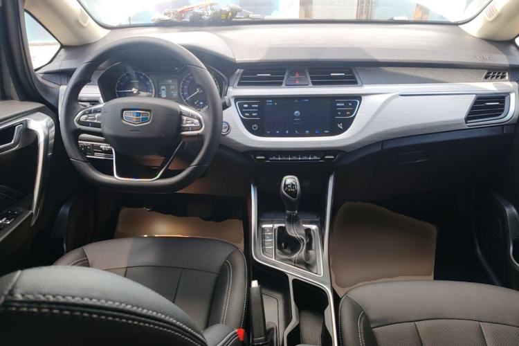 Used Geely Auto Vision X3 2020 1.5L CVT Elite Edition Center Console