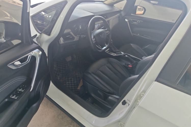 Used Geely Auto Vision X3 2020 1.5L CVT Luxury Model Driver Seat