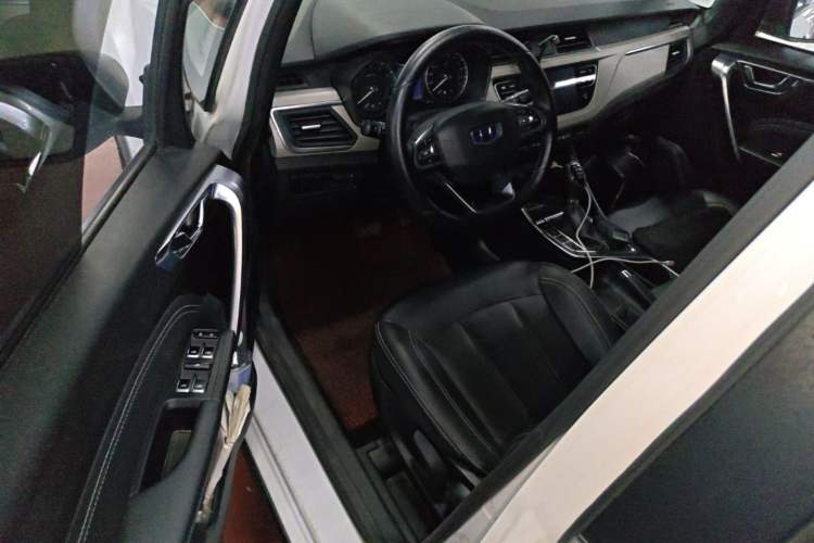 Used Geely Auto Vision X3 2020 1.5L CVT Luxury Model Driver Seat