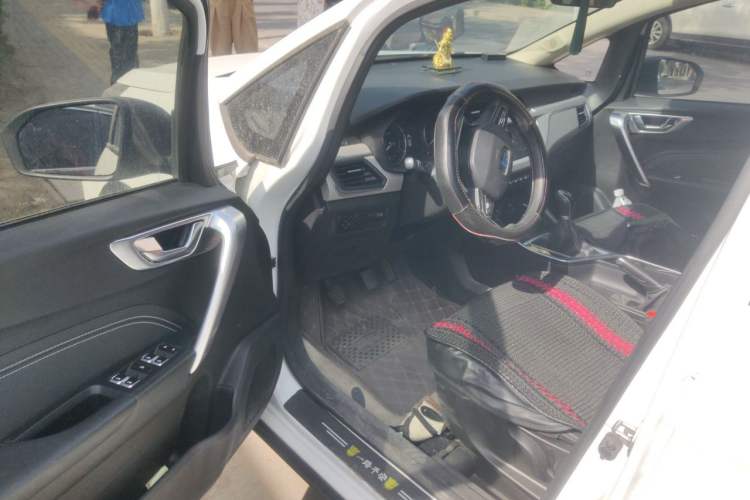 Used Geely Auto Vision X3 2020 1.5L Manual Luxury Edition Driver Seat