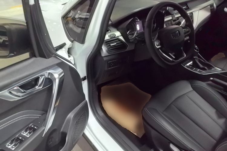 Used Geely Auto Vision X3 2020 1.5L CVT Luxury Model Driver Seat