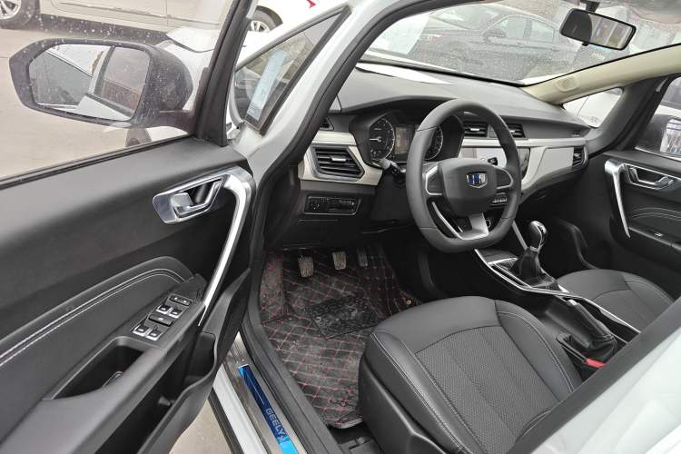 Used Geely Auto Vision X3 2020 1.5L Manual Happiness Edition Driver Seat