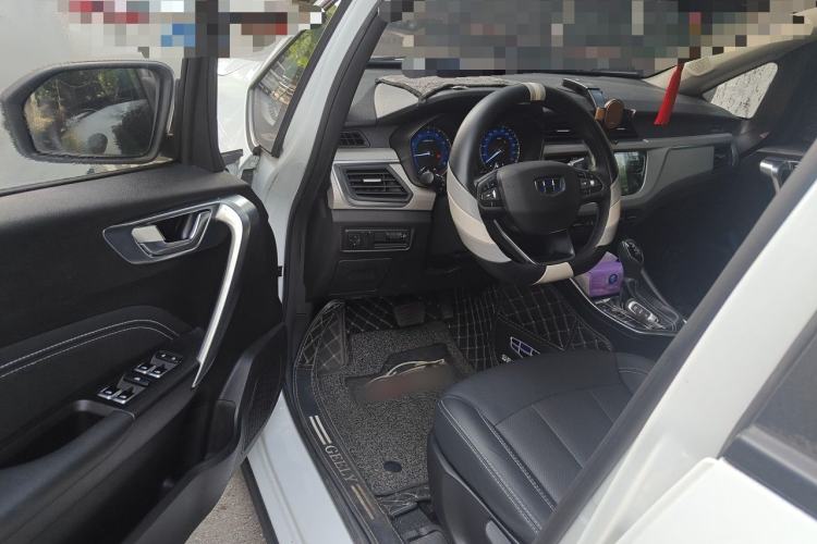 Used Geely Auto Vision X3 2020 1.5L CVT Luxury Model Driver Seat