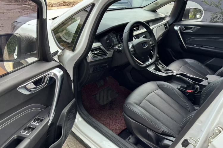 Used Geely Auto Vision X3 2020 1.5L CVT Luxury Model Driver Seat