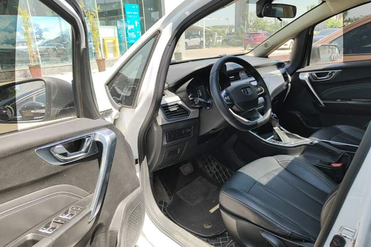 Used Geely Auto Vision X3 2020 1.5L CVT Luxury Model Driver Seat