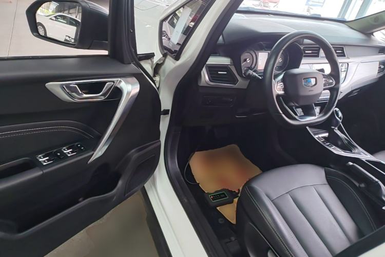 Used Geely Auto Vision X3 2020 1.5L CVT Luxury Model Driver Seat