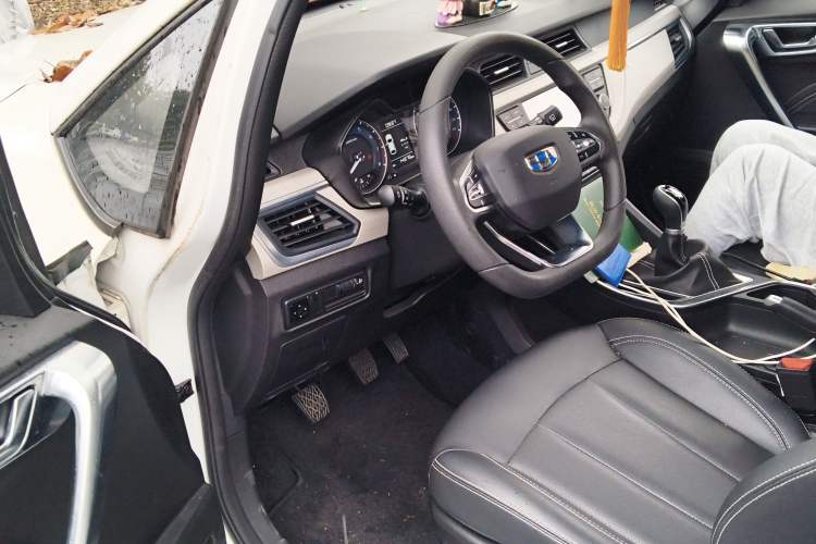 Used Geely Auto Vision X3 2020 1.5L Manual Elite Edition Driver Seat