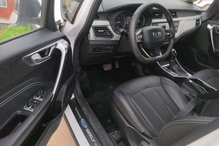 Used Geely Auto Vision X3 2020 1.5L CVT Elite Edition Driver Seat