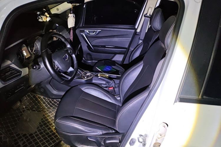 Used Geely Auto Vision X3 2020 1.5L CVT Luxury Model Driver Seat