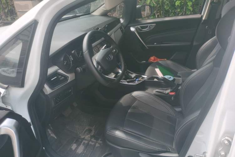 Used Geely Auto Vision X3 2020 1.5L CVT Luxury Model Driver Seat