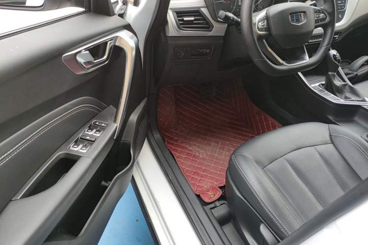 Used Geely Auto Vision X3 2020 1.5L CVT Luxury Model Driver Seat