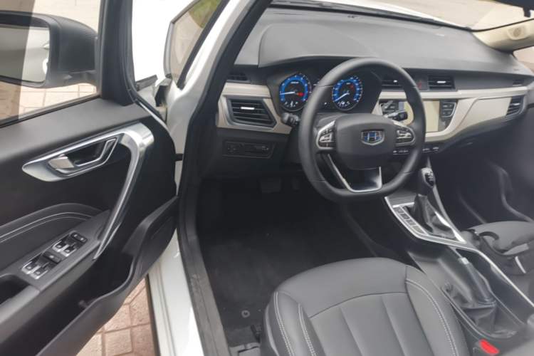 Used Geely Auto Vision X3 2020 1.5L CVT Luxury Model Driver Seat