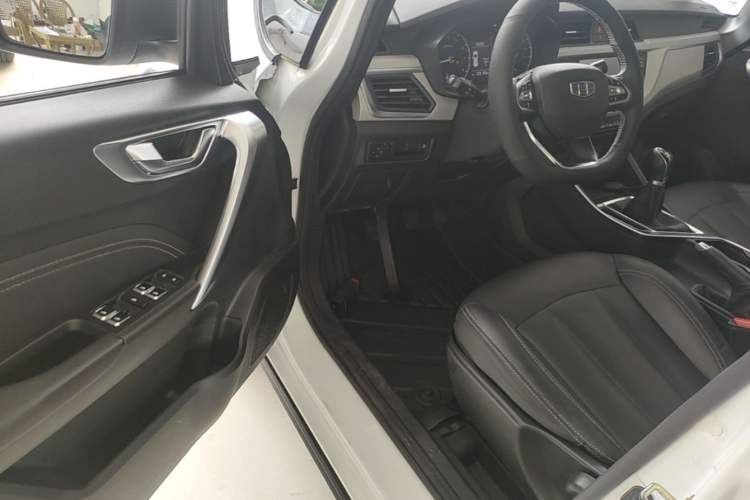 Used Geely Auto Vision X3 2020 1.5L Manual Elite Edition Driver Seat