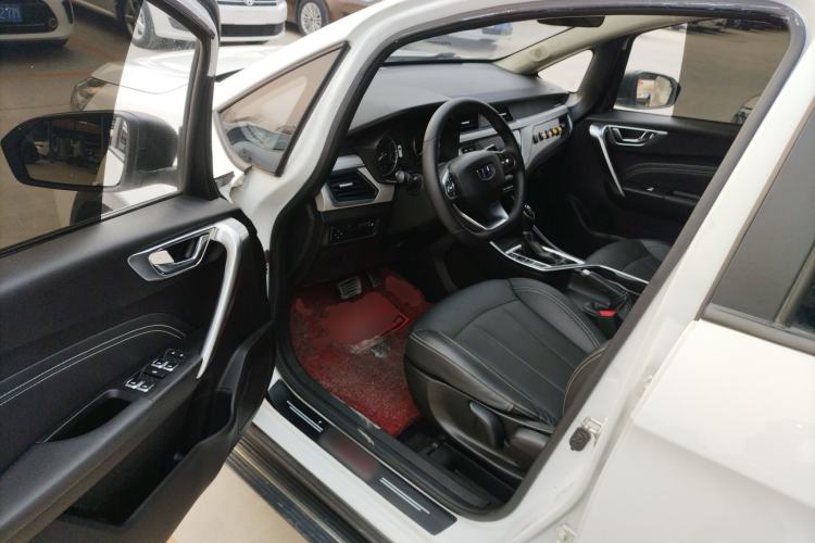Used Geely Auto Vision X3 2020 1.5L CVT Luxury Model Driver Seat
