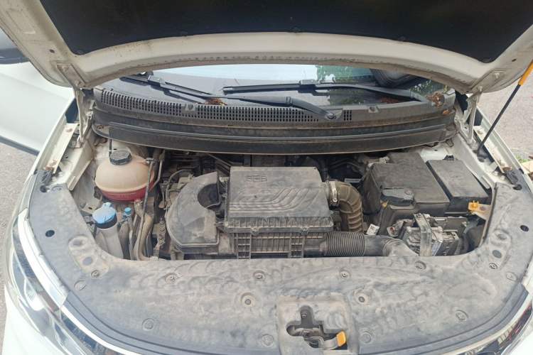 Used Geely Auto Vision X3 2020 1.5L CVT Luxury Model Engine Bay