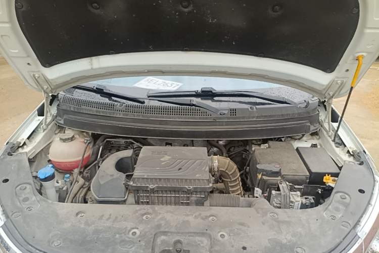 Used Geely Auto Vision X3 2020 1.5L CVT Luxury Model Engine Bay