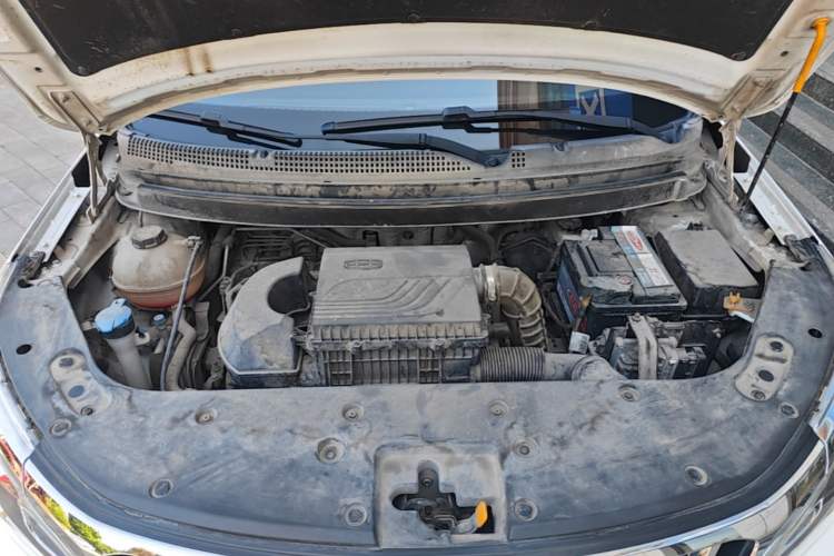 Used Geely Auto Vision X3 2020 1.5L CVT Luxury Model Engine Bay