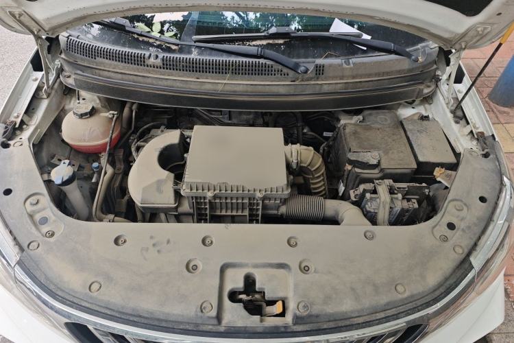 Used Geely Auto Vision X3 2020 1.5L CVT Elite Edition Engine Bay