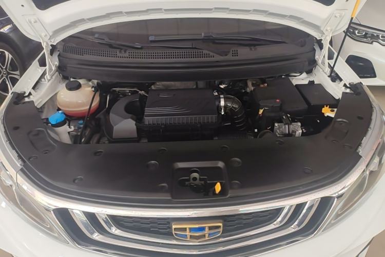 Used Geely Auto Vision X3 2020 1.5L CVT Elite Edition Engine Bay