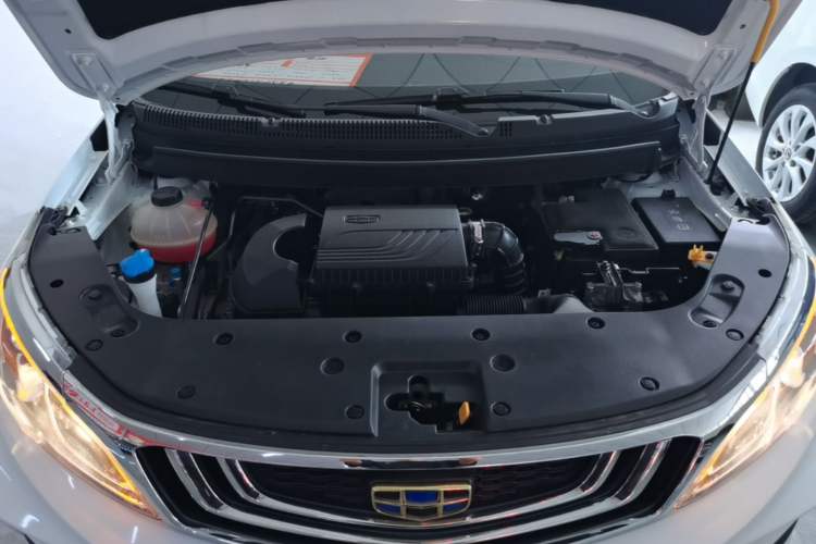 Used Geely Auto Vision X3 2020 1.5L CVT Luxury Model Engine Bay