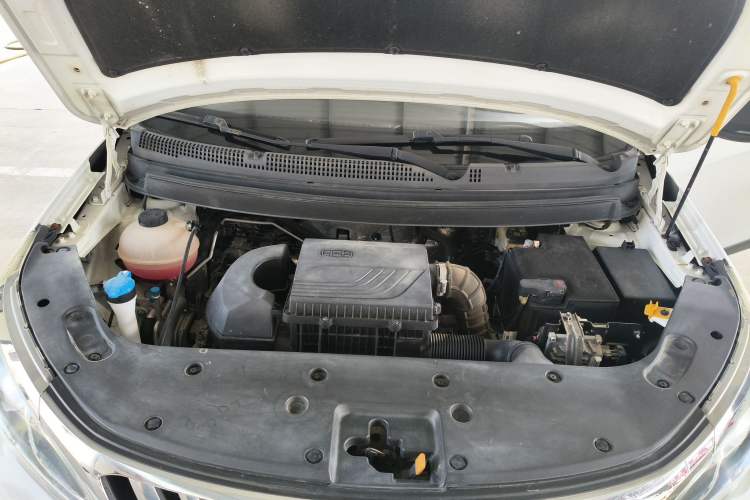 Used Geely Auto Vision X3 2020 1.5L CVT Elite Edition Engine Bay