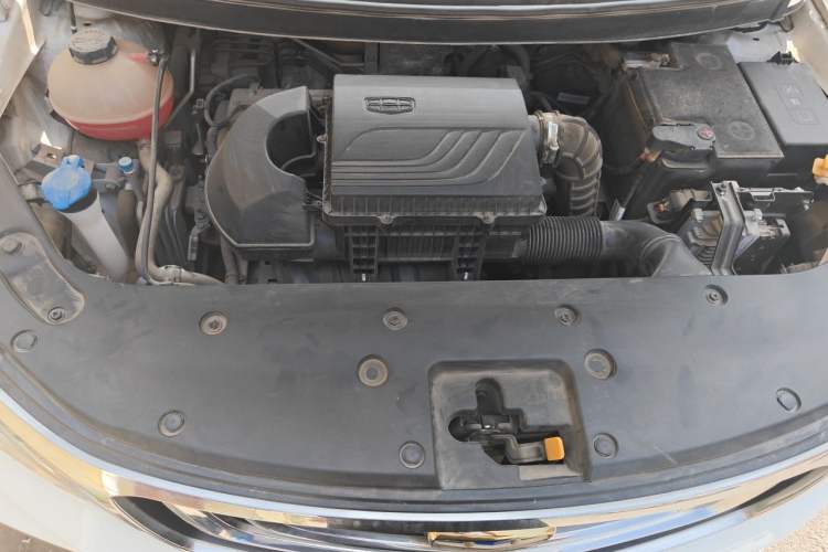 Used Geely Auto Vision X3 2020 1.5L CVT Luxury Model Engine Bay